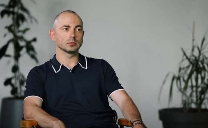 Андрей Бедняков признался, что с его имуществом в Мариуполе и сколько он зарабатывает в месяц