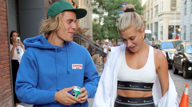 Хейли и Джастин Бибер устроили пикник