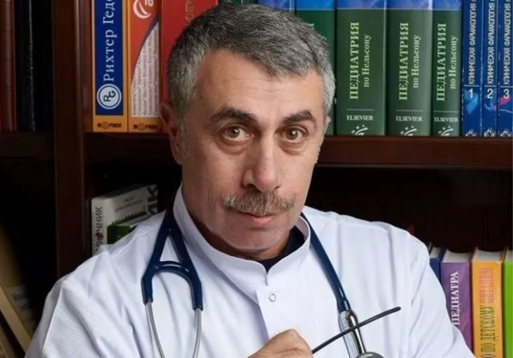 Комаровський назвав міфом користь ортопедичного взуття для дітей