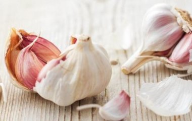 Как приготовить чесночный маринад для шашлыка