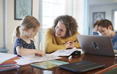 Не сплетничай и сохраняй скрины: 10 правил выживания в родительском чате