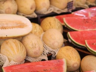 Що корисніше — кавун чи диня: експерти назвали найкращий фрукт для зволоження організму та здорового травлення