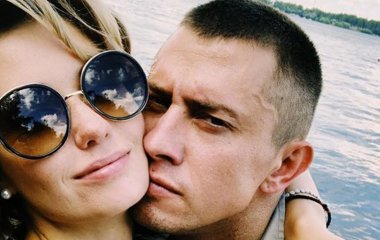 Павел Прилучный и Агата Муцениеце сыграли в клипе Мота на песню «Перекрестки»
