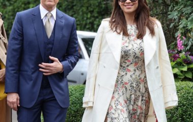 Том Круз впервые вышел в свет с новой возлюбленной