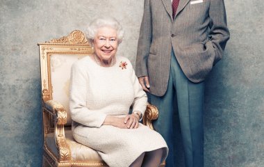 Редкое фото принца Филиппа и королевы Елизаветы II шокировало публику