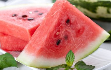 Названо продукти, які допоможуть очистити нирки від токсинів