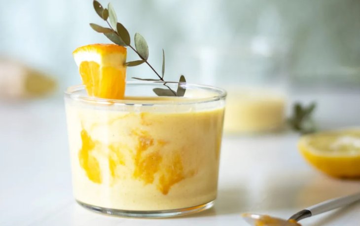 Апельсиновый смузи с имбирем и кайенским перцем