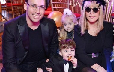 Алла Пугачева с детьми сходила на пикник