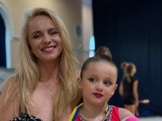 Лілія Ребрик втілила заповітну мрію 8-річної доньки й показала, як Поліна змінювалася з роками