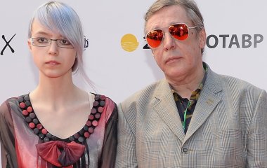 Психиатр поставил диагноз считающей себя мужчиной дочери Ефремова