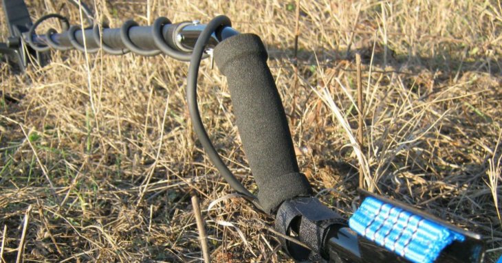 Чоловік взяв металошукач на пляж Ібіци та був шокований коштовними знахідками – відео
