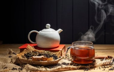 Корисні зимові напої, які підтримують організм — поради нутриціолога