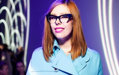 Соня Плакидюк научилась фотографироваться самостоятельно