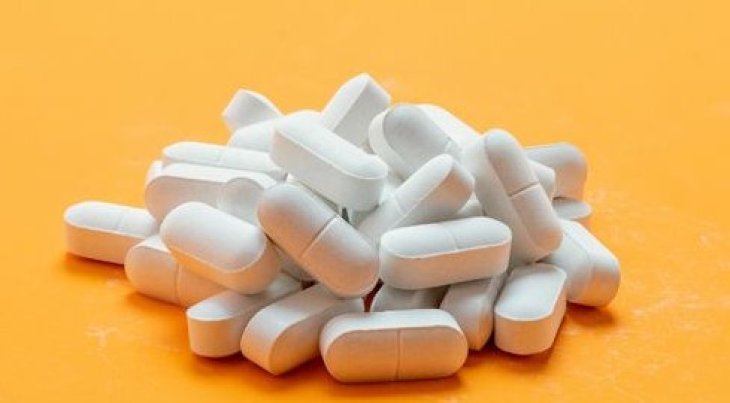 Из-за курения и приёма антибиотиков язык пациента зарос зелёными «волосами»