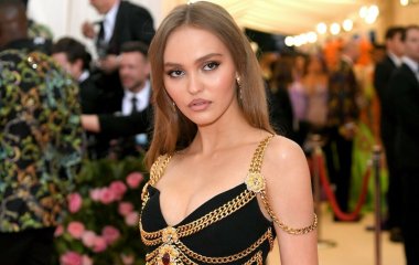 Лили-Роуз Депп отметила 21-летие