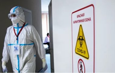 Лікар дав пораду, як не заразитися коронавірусом у громадських місцях