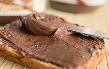 Без сахара: полезная домашняя нутелла из бюджетных продуктов, которую не нужно варить