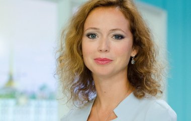Елена Захарова показала неидеальное тело в бикини