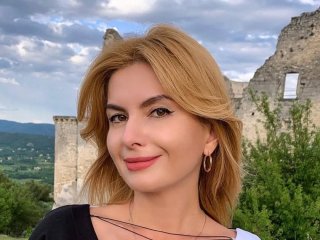 47-річна відома українська ведуча опинилась у
