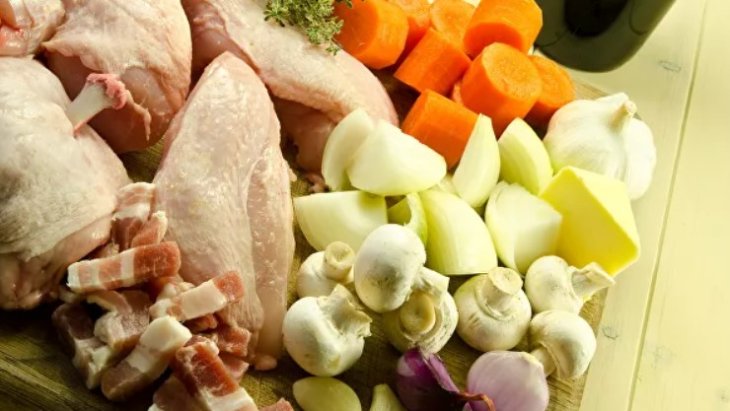Названі продукти, які можна їсти на ніч без шкоди для фігури