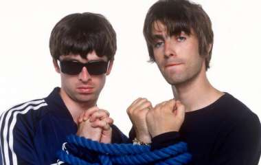 Вражда продолжается: братья Галлахер не будут мириться ради воссоединения группы «Oasis» 