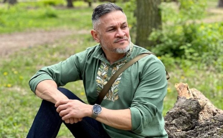 Эктор Хименес-Браво испугал фанов видом своего лица и рассказал, что с ним произошло