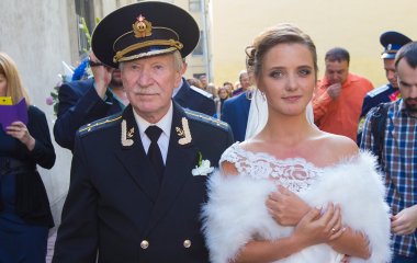 Бывшая жена Ивана Краско, оставшись без денег, умоляет его вернуться к ней