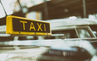 Что делать, если вы забыли свои личные вещи в такси: полезные советы