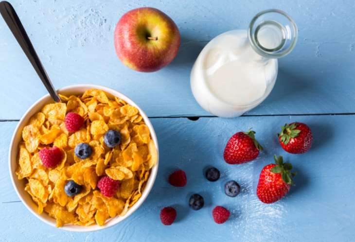 Сухие завтраки: стоит ли соблазняться быстрым и сладким блюдом и насколько это полезно для организма