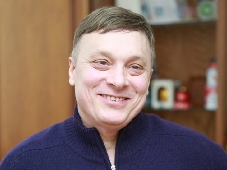 Андрей Разин оценил стоимость услуг ЖКХ в замке Пугачевой и Галкина