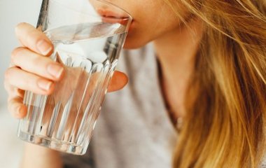 Лікарі розповіли як без таблеток позбутися головного болю через напруження