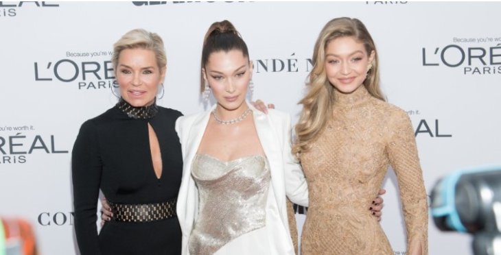 Джиджи Хадид появилась на публике с мамой Иоландой (фото)