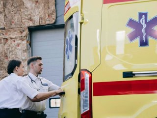 Хлопчик під час відпочинку на озері заразився бактерією, яка заживо пожирала його тіло