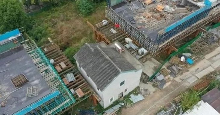 Жадібна жінка змусила країну зупинити мегапроєкт на $5,3 млрд — фото