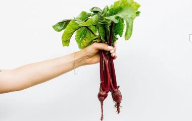 Дієтолог назвала 5 продуктів, які покращують здоров'я печінки.