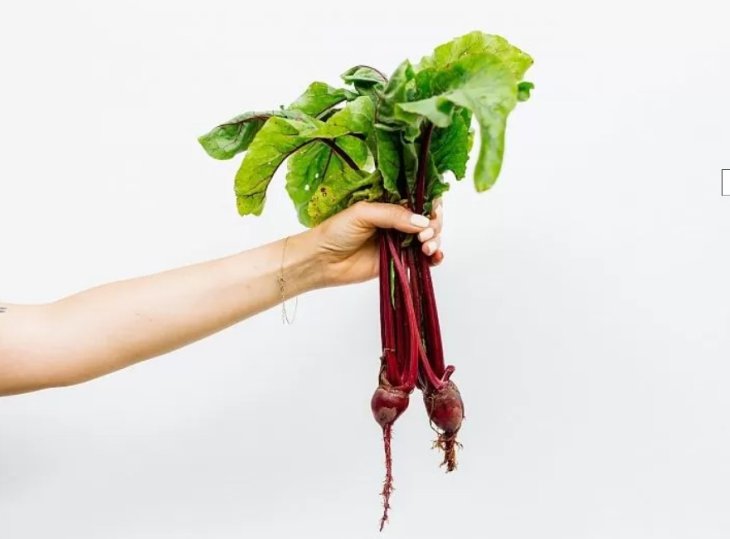 Дієтолог назвала 5 продуктів, які покращують здоров'я печінки.