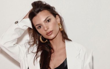 Беременная Эмили Ратажковски написала эссе о материнстве