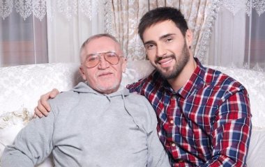 Виталий Козловский растрогал обращением к покойному отцу, которого не стало два года назад