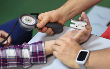 Названо вісім простих способів знизити тиск