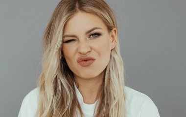 Рита Дакота похвасталась идеальной фигурой в бикини