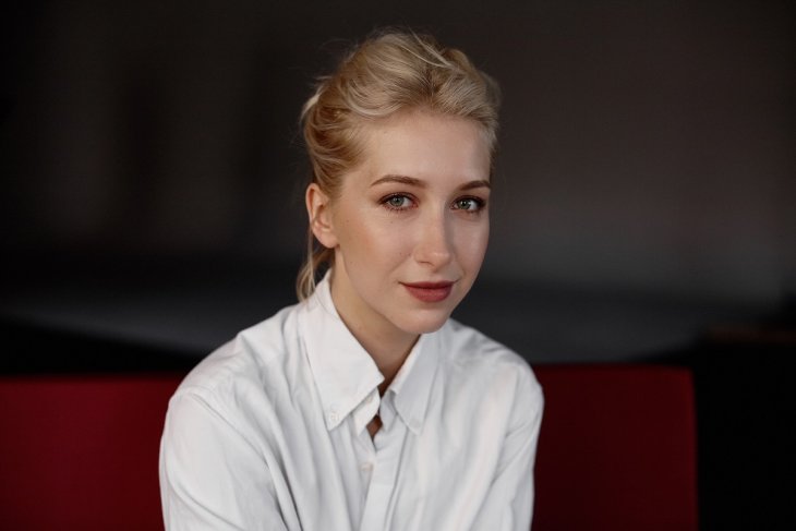 Стася Ровинская рассказала об алкогольной зависимости Снежаны Егоровой