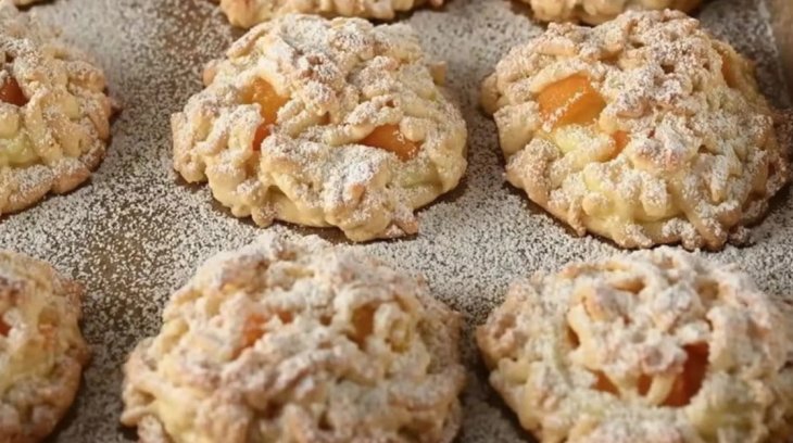 Абрикосові хмари — чудовий десерт, який є в кулінарній книзі кожної француженки