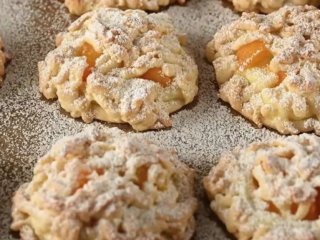 Абрикосові хмари — чудовий десерт, який є в кулінарній книзі кожної француженки