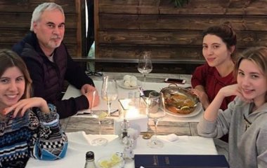 Уже шестеро детей, и еще один сын умер: что известно о потомстве Меладзе (фото)