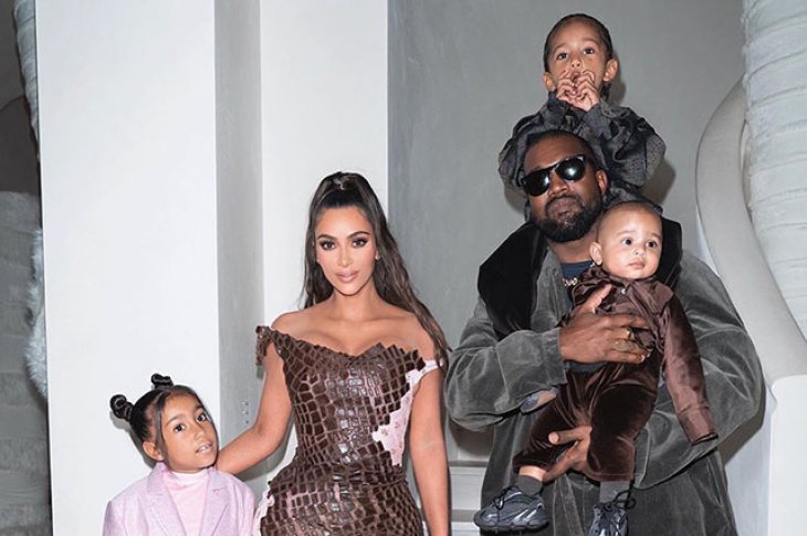 Дети Ким Кардашьян и Канье Уэста не знают о проблемах в браке своих родителей