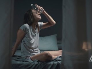 Звичайний головний біль виявився ознакою ураження мозку: чим усе закінчилося