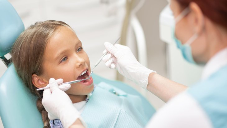 Комаровский рассказал, как предотвратить развитие кариеса у детей