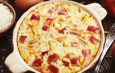 Рисовый пудинг с яблоками: больше не придется заставлять детей завтракать, сами попросят добавки