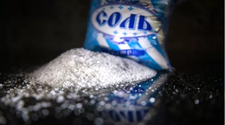 Дієтолог спростувала твердження про користь відмови від солі