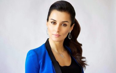 Тина Канделаки блистала в фиолетовом платье